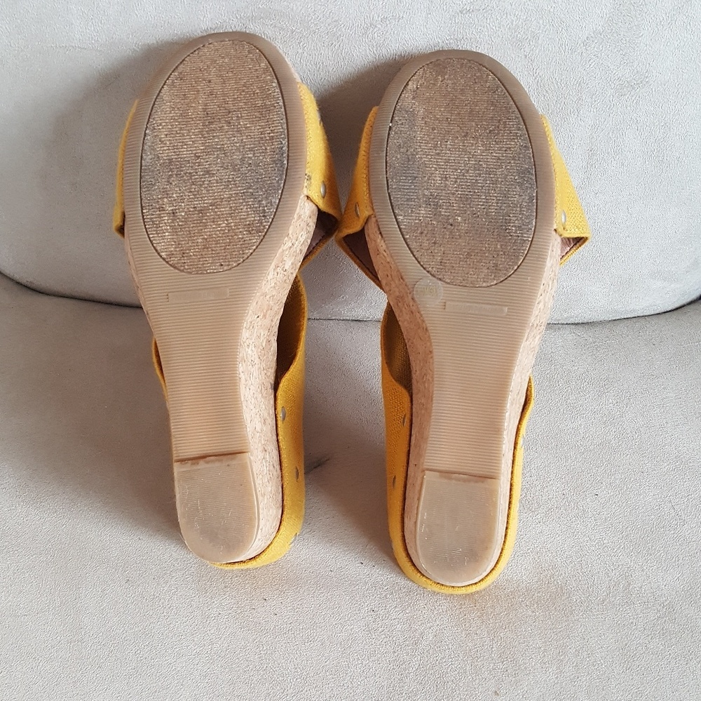 Lucky Brand Sandals.  Sz 8.5 - Picture 3 of 3